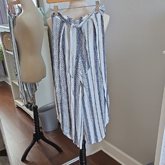 American Rag Blue and White Wide Leg Pants - Picture 1 of 4